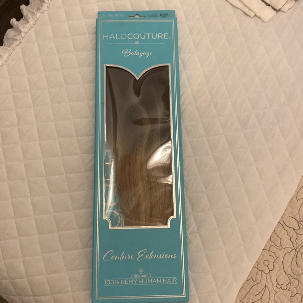 Halocouture 20 inch (cut to 16 inches) extensions.